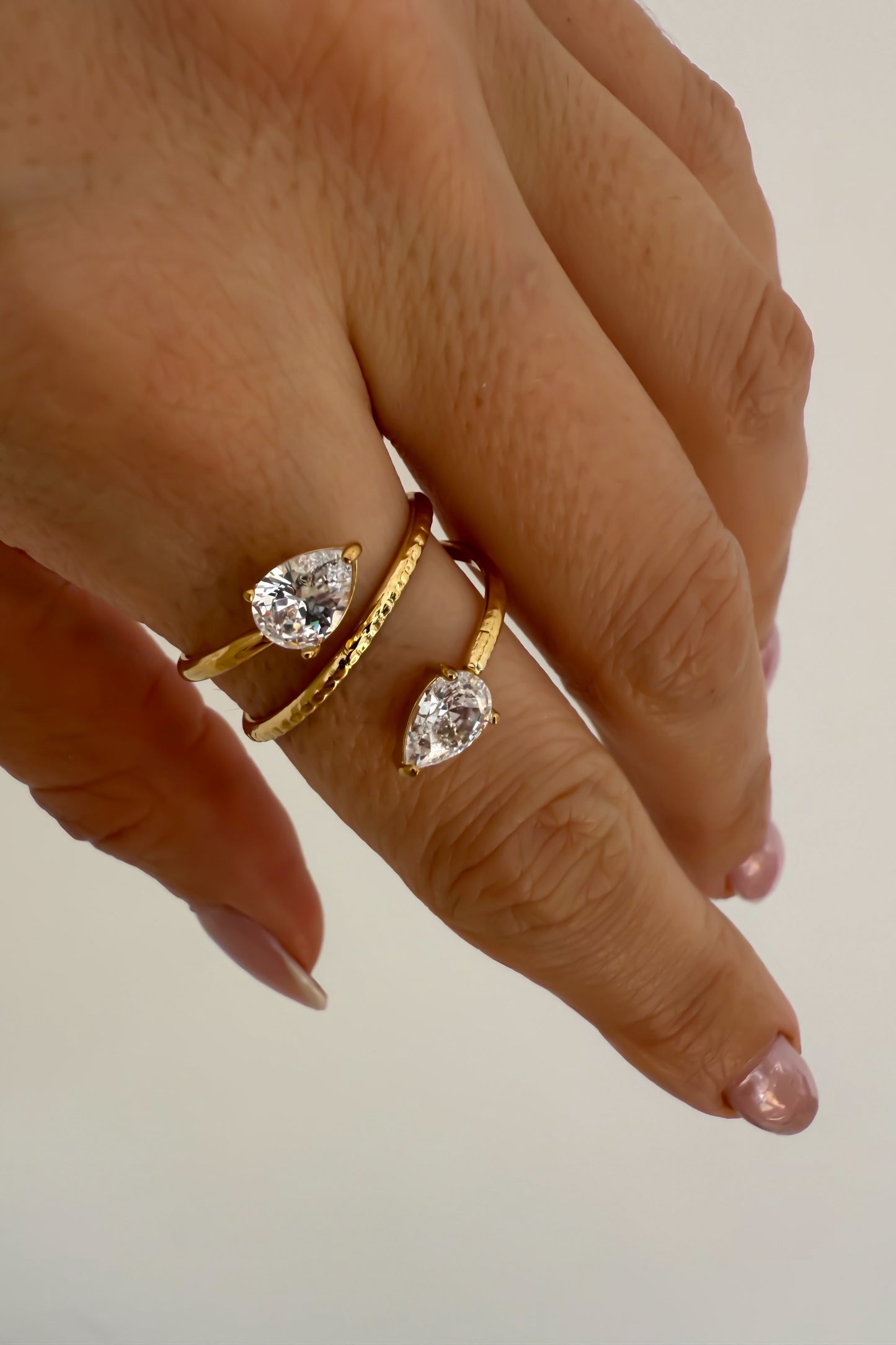 Anel ajustável em aço - promoção até 25 de janeiro