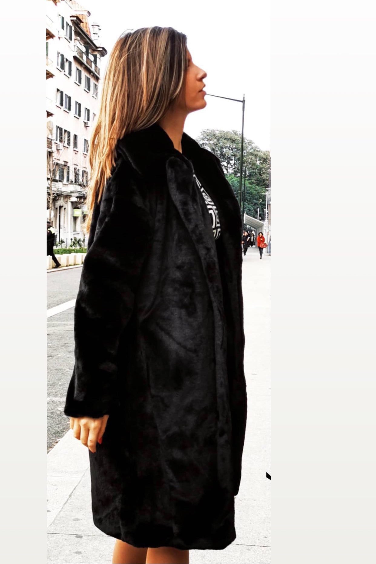 Casaco de pelo sintético preto