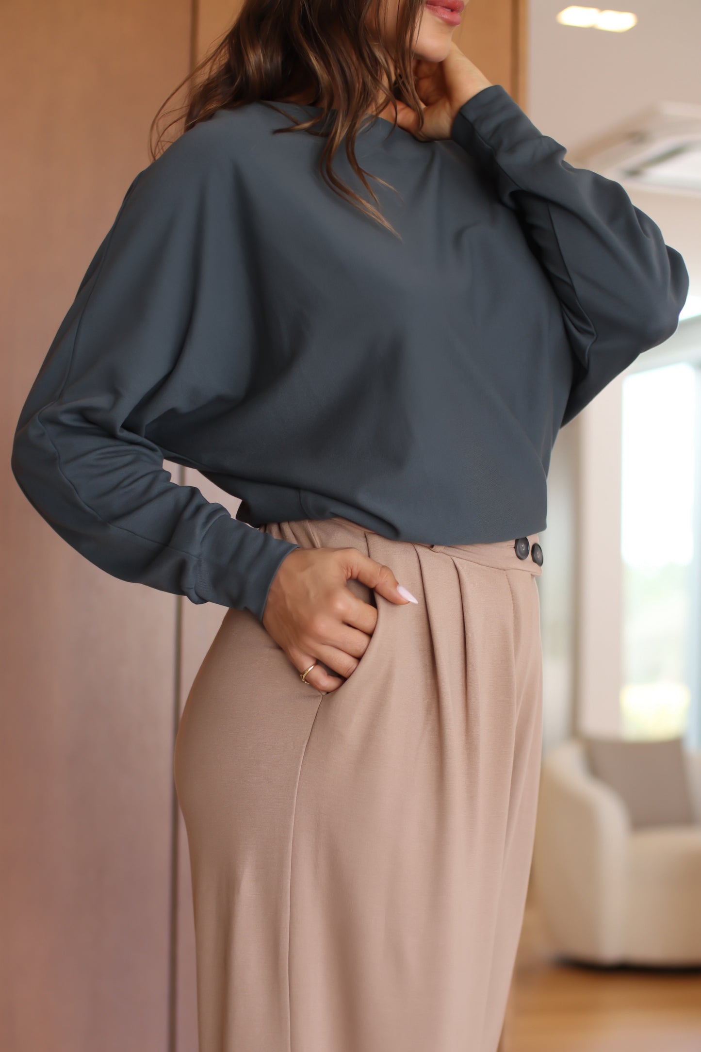 Blusa Morcego Essência - Cinzento