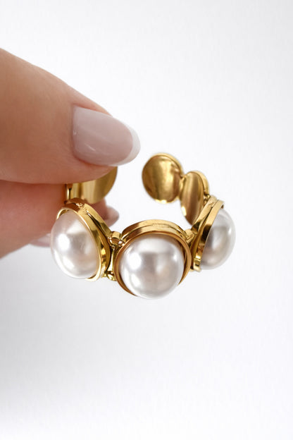 Anel em aço e pérolas ajustável