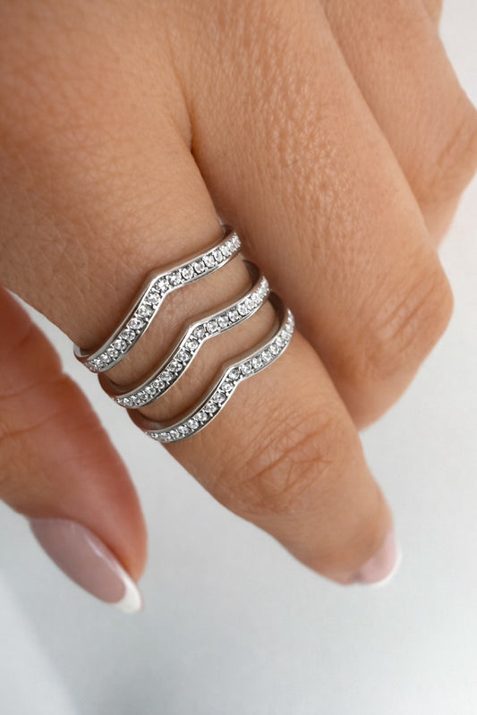 Anel ajustável em aço com brilhantes