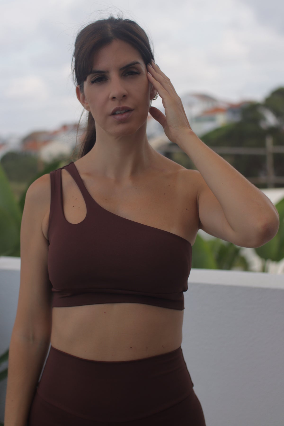 Top alça única lycra brasileira castanho